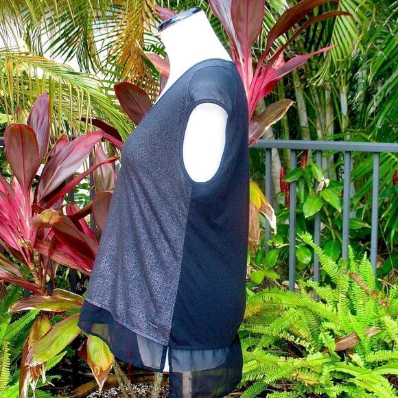 🍍3/$15🍍 Calvin Klein Shimmer & Mesh Detailed Tee - Picture 3 of 8